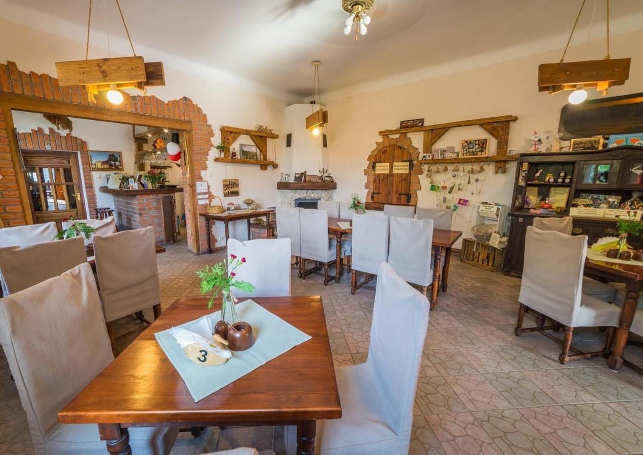 Folwark Luknajno Nad Jeziorem Sniardwy Gospoda Dziedzictwo Kulinarne Warmia-Mazury Mikołajki Exterior photo
