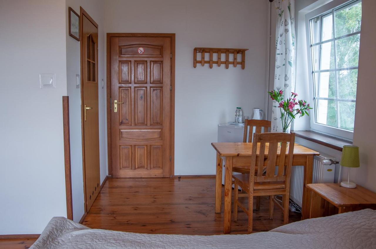 Folwark Luknajno Nad Jeziorem Sniardwy Gospoda Dziedzictwo Kulinarne Warmia-Mazury Mikołajki Exterior photo
