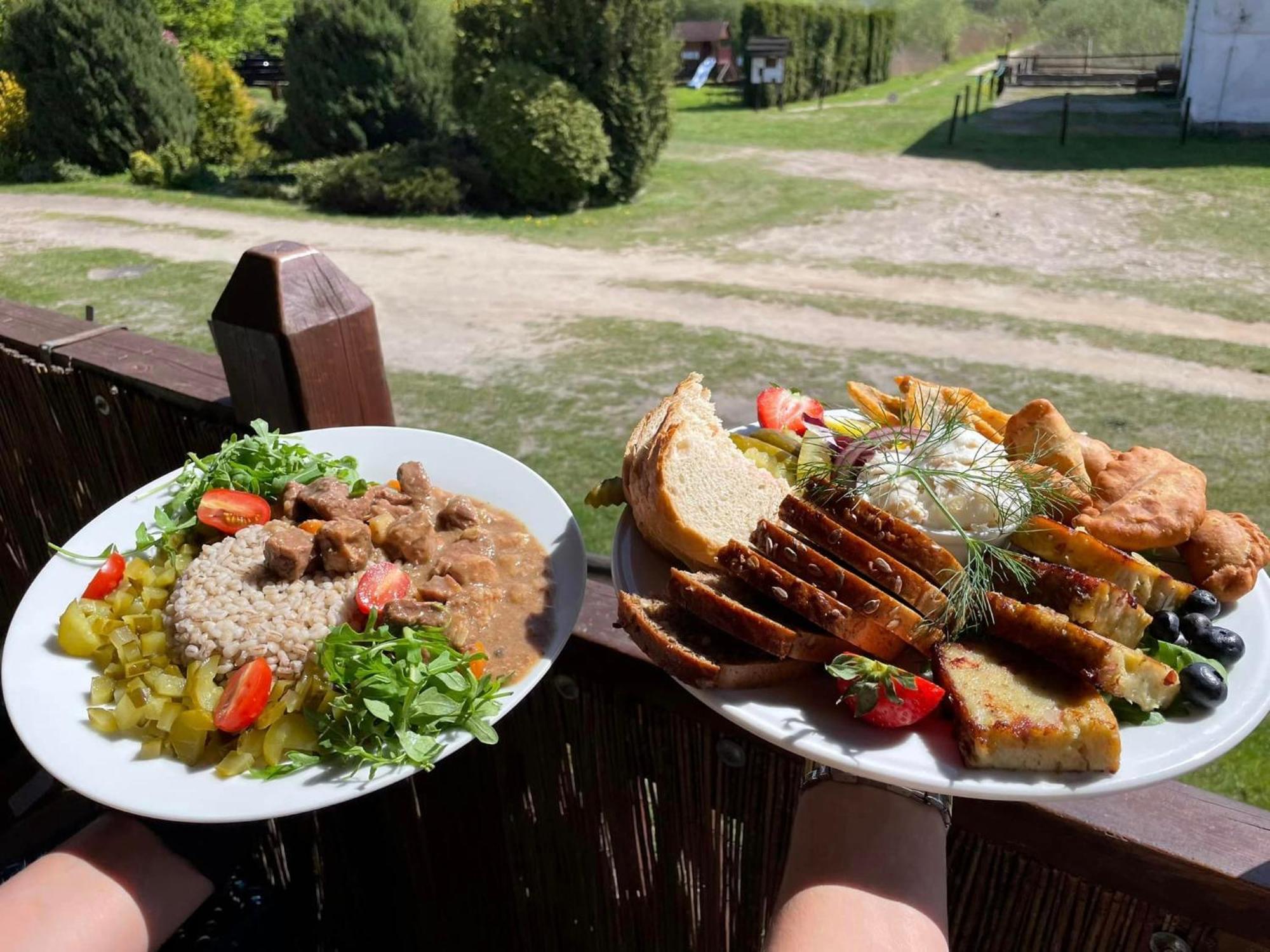 Folwark Luknajno Nad Jeziorem Sniardwy Gospoda Dziedzictwo Kulinarne Warmia-Mazury Mikołajki Exterior photo
