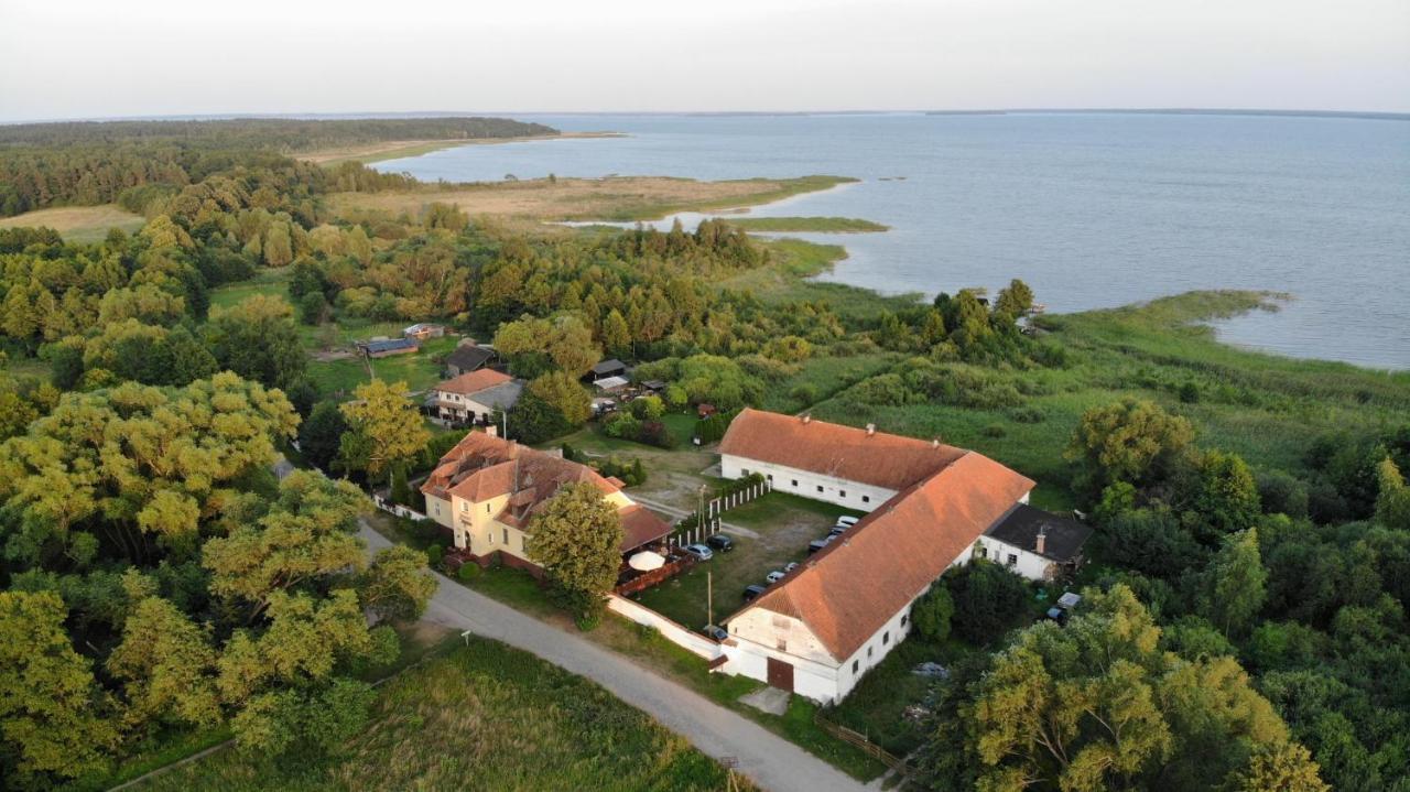Folwark Luknajno Nad Jeziorem Sniardwy Gospoda Dziedzictwo Kulinarne Warmia-Mazury Mikołajki Exterior photo